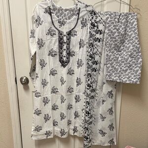New Pakistani Indian white & black shalwar kameez #751